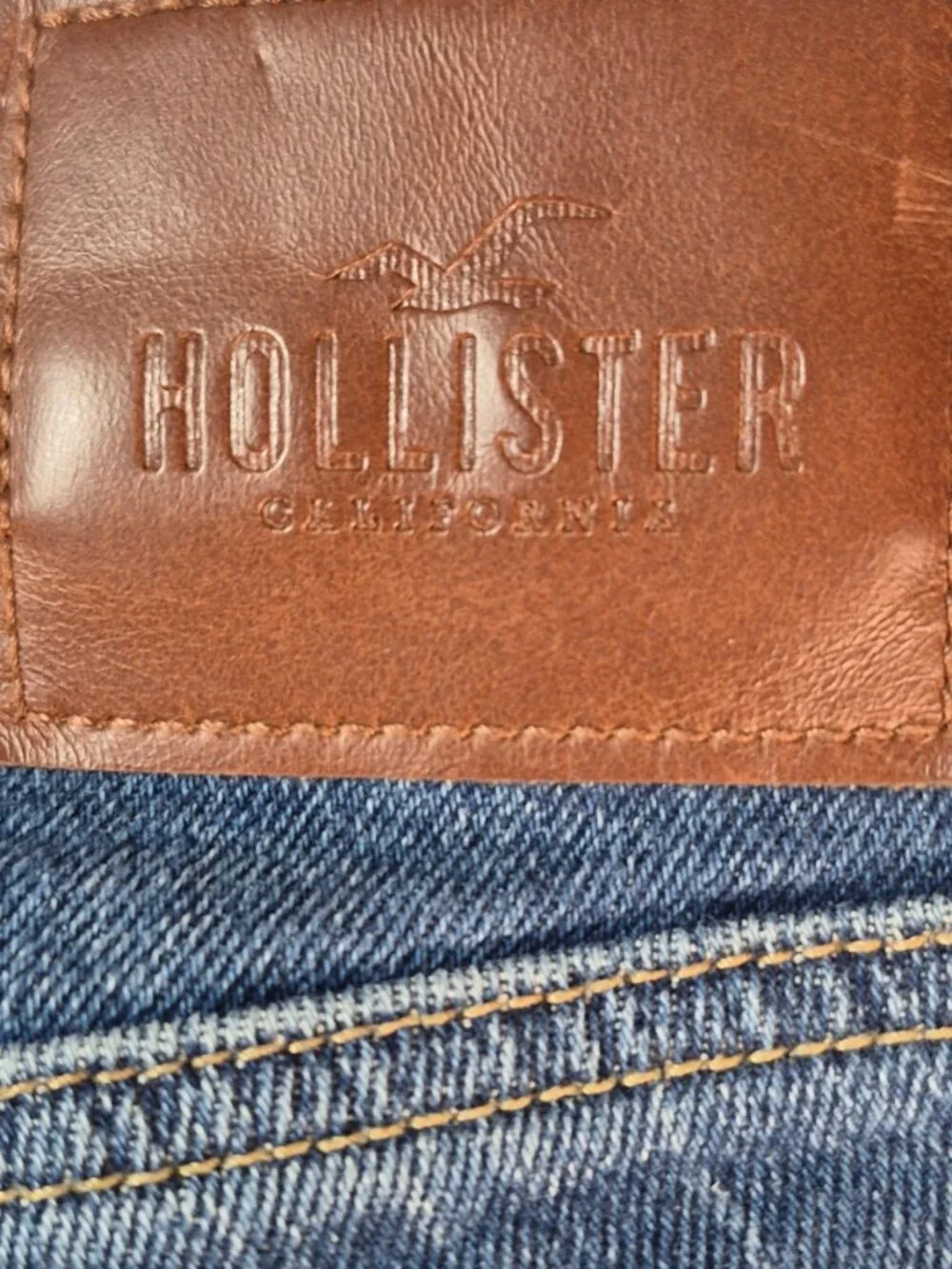 Hollister Men's 31x32 Jeans - Epic Flex Distressed Denim Jeans